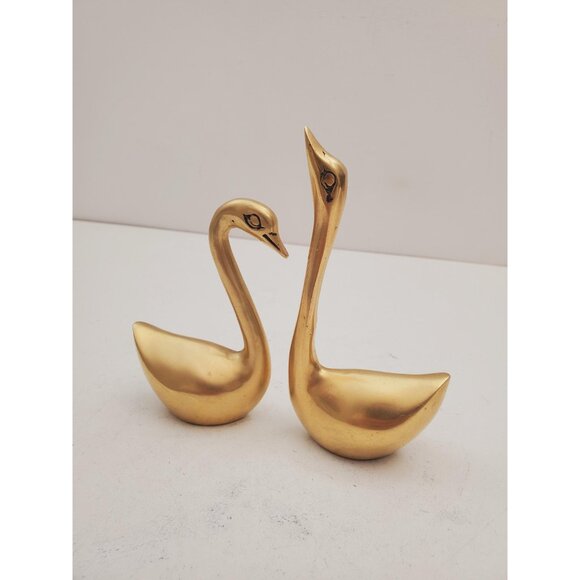 Vintage Brass Swans | Vintage Brass Swan | Vintage Brass Decor | Wedding Decor | - Picture 2 of 10